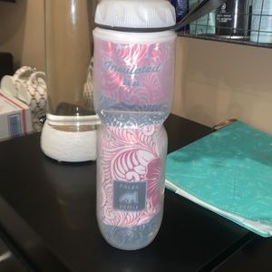 POLAR BIKERS BOTTLE insulated 24 oz WITH HANDLE SPILL PROOF RED BLACK WHITE